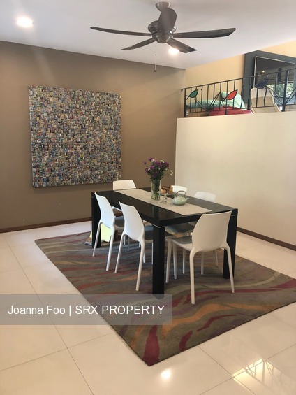 Townhouse Apartments (D9), Apartment #205955941